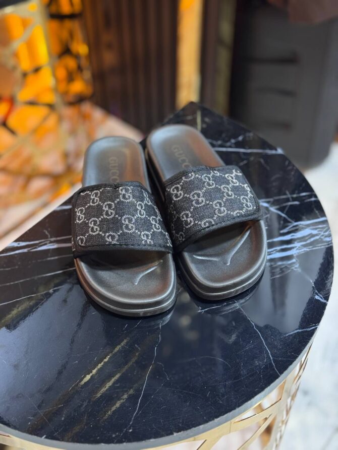 Slipper - Image 2