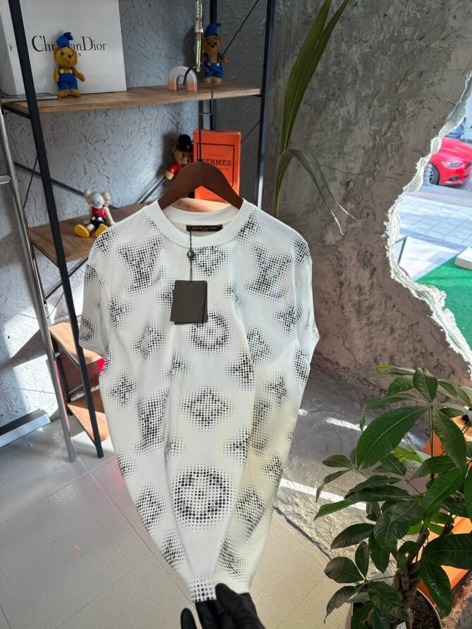 Tshirt - Image 5