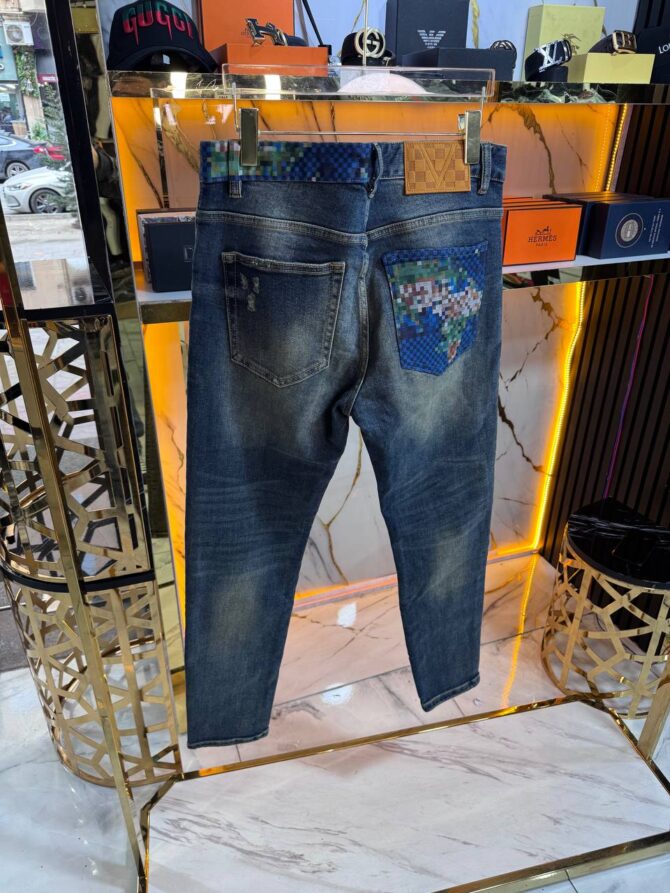 Jeans - Image 2