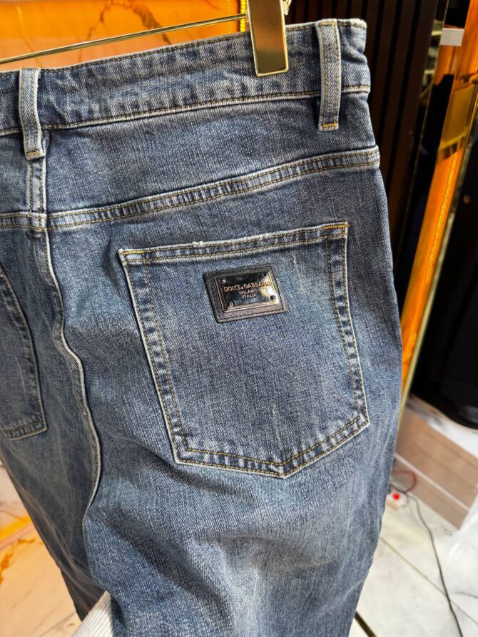 Jeans - Image 2