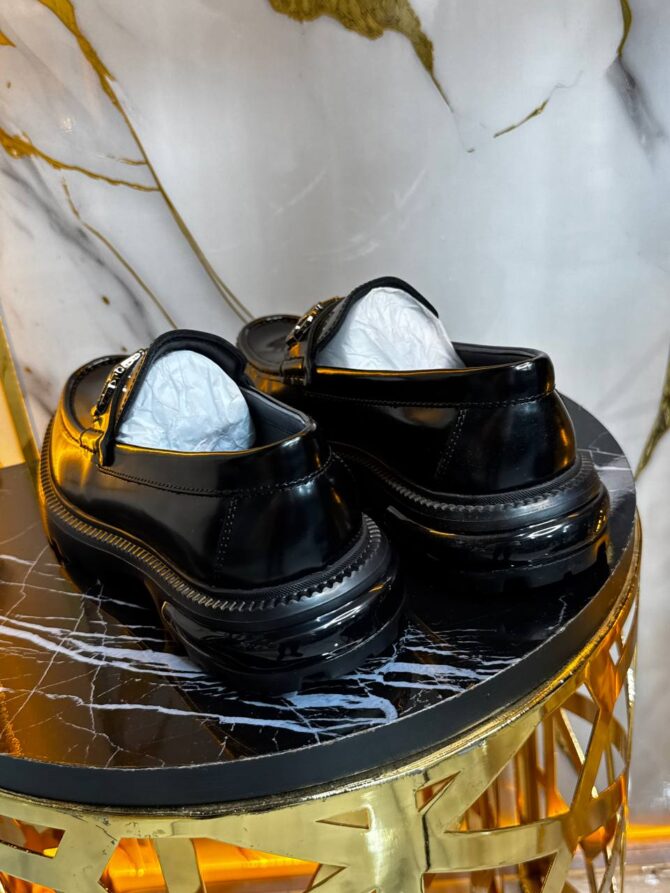 Shoes - Image 3