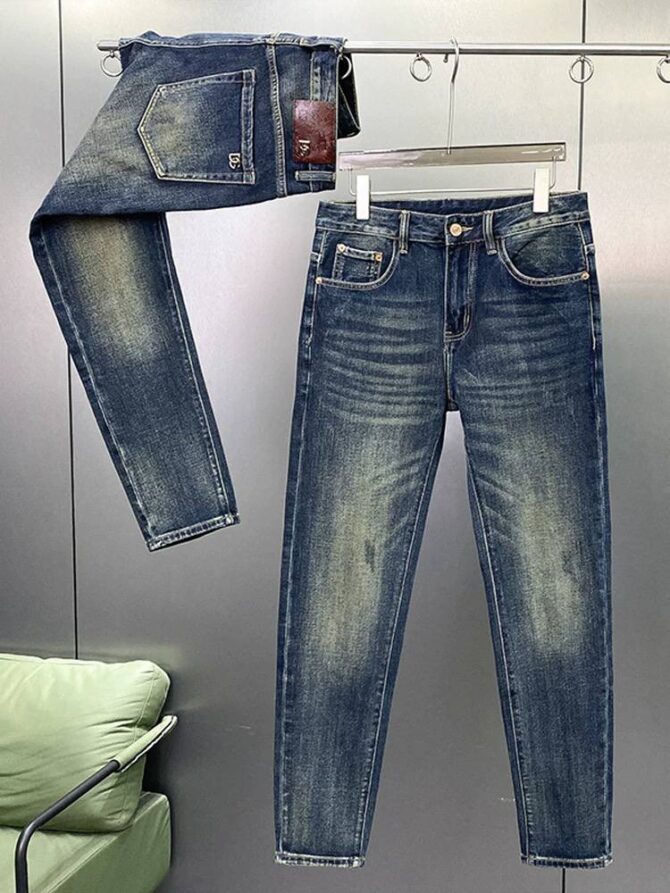 Jeans - Image 2