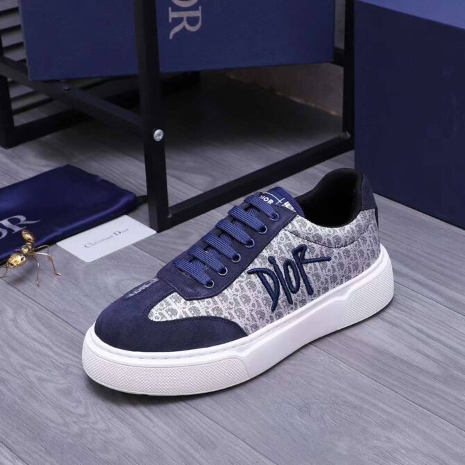 Shoes - Image 5