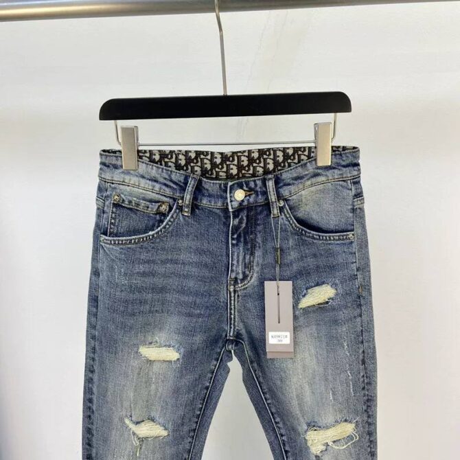 Jeans - Image 2