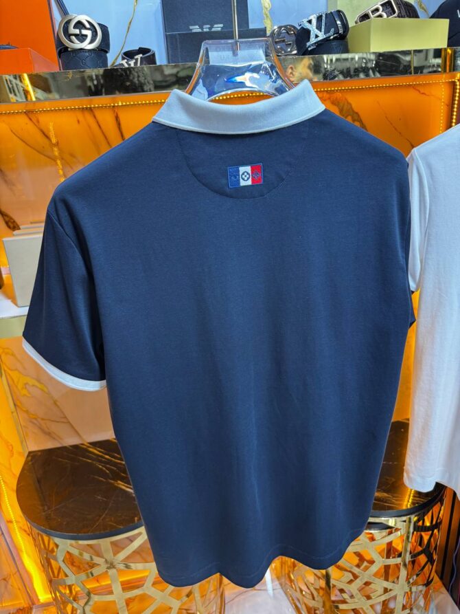 T-Shirt - Image 4