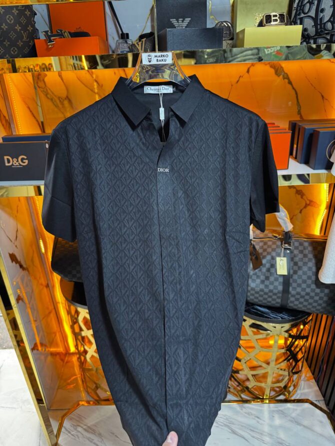 T-Shirt - Image 3