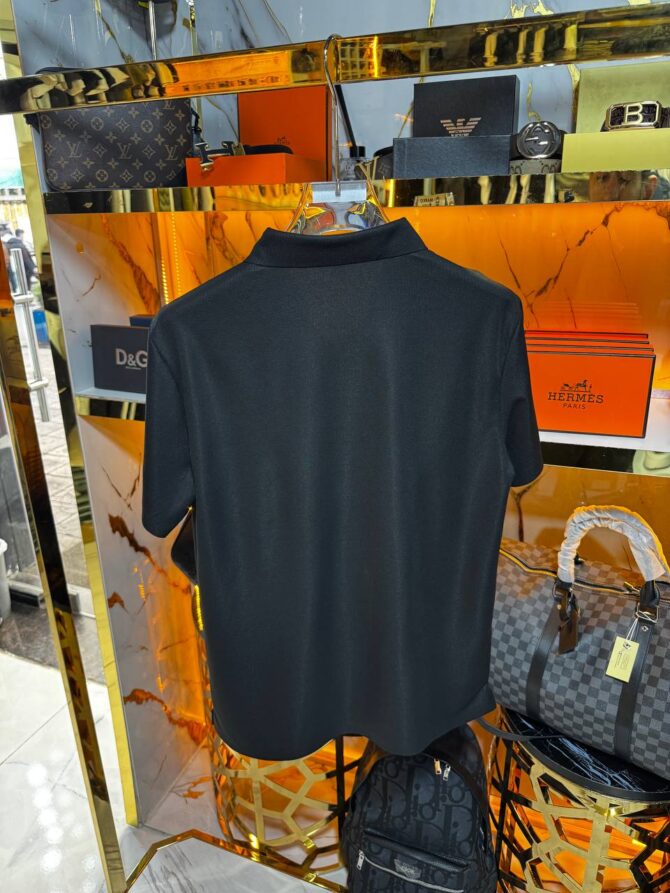 T-Shirt - Image 4