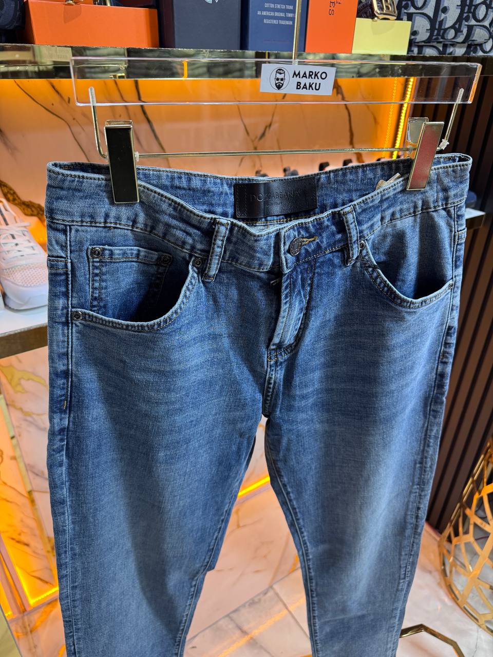 Jeans - Image 2