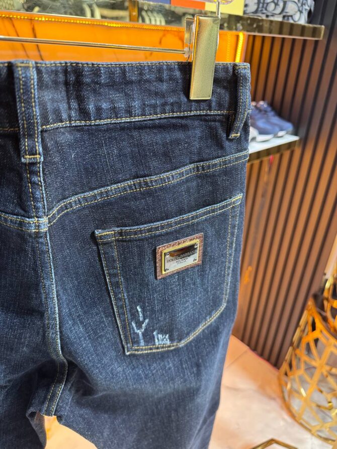 Jeans - Image 3