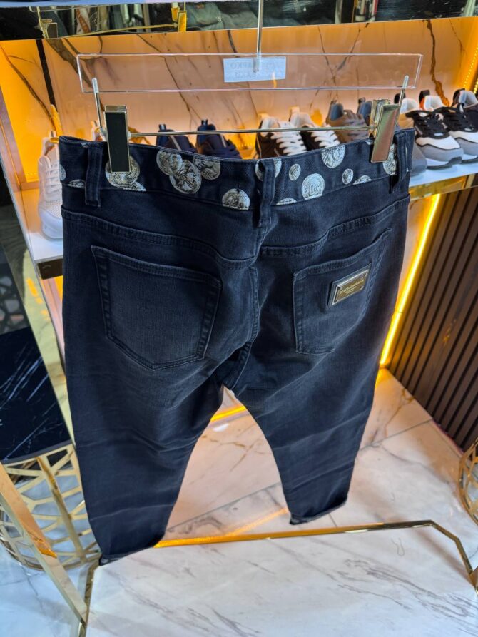 Jeans - Image 3