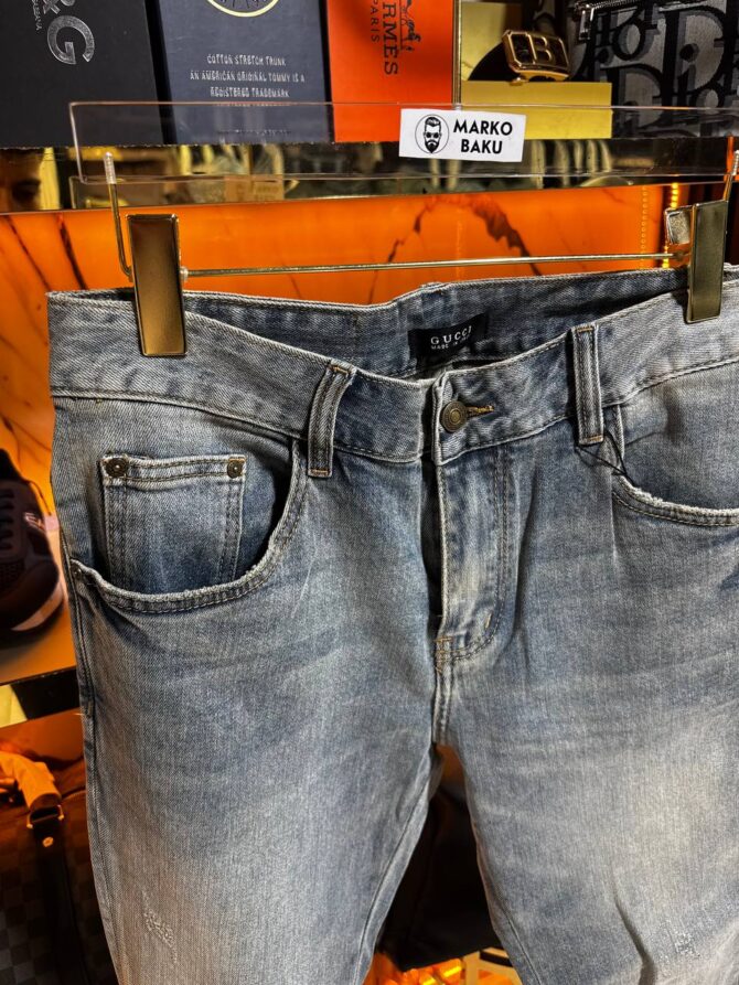 Jeans - Image 2