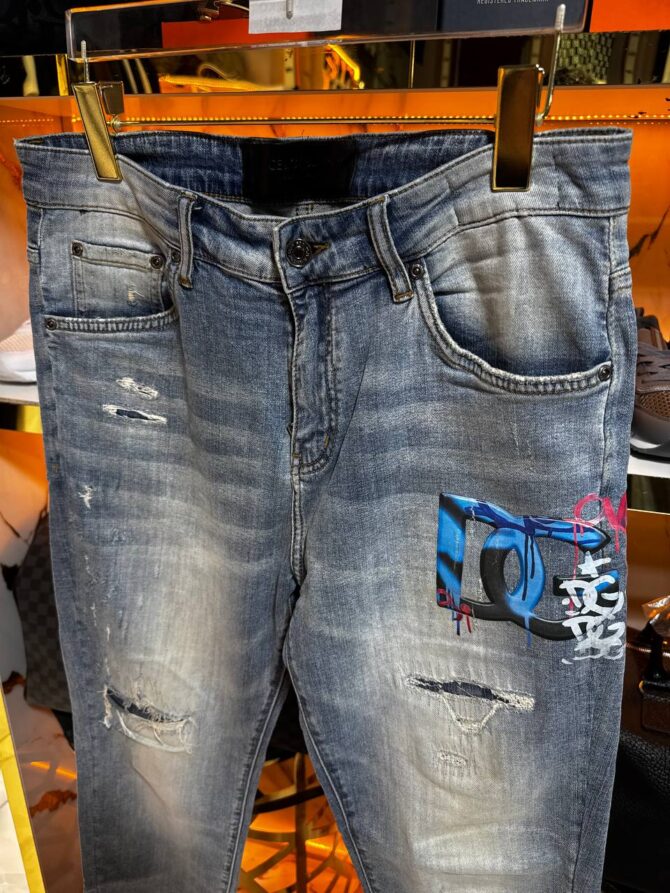Jeans - Image 2