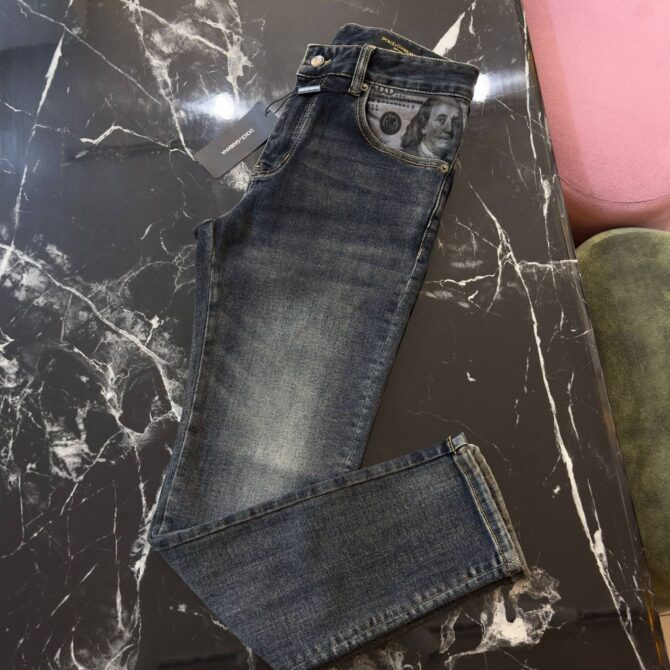 Jeans - Image 2
