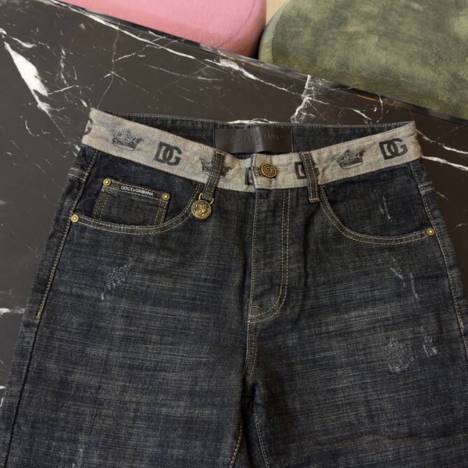 Jeans - Image 2