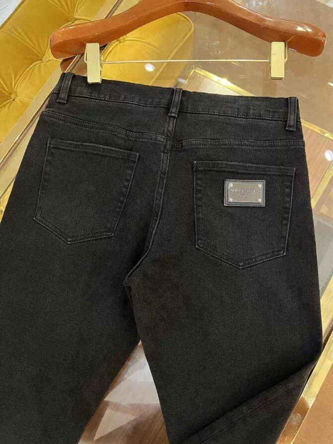Jeans - Image 2