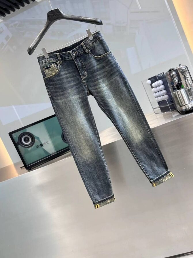 Jeans - Image 3