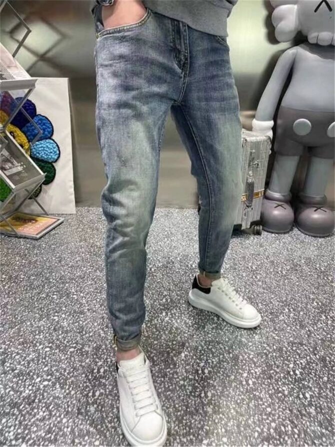 Jeans - Image 3
