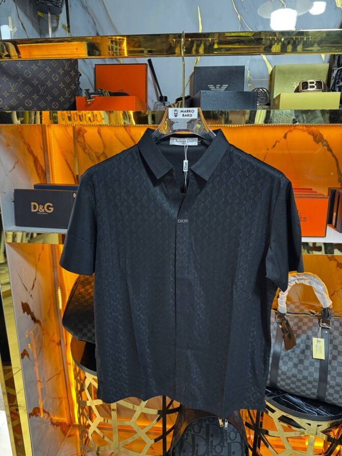 T-Shirt - Image 2