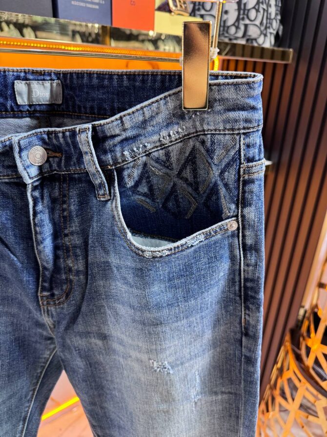 Jeans - Image 3