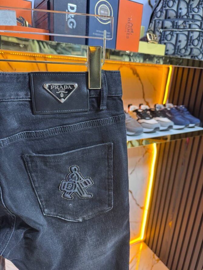 Jeans - Image 4