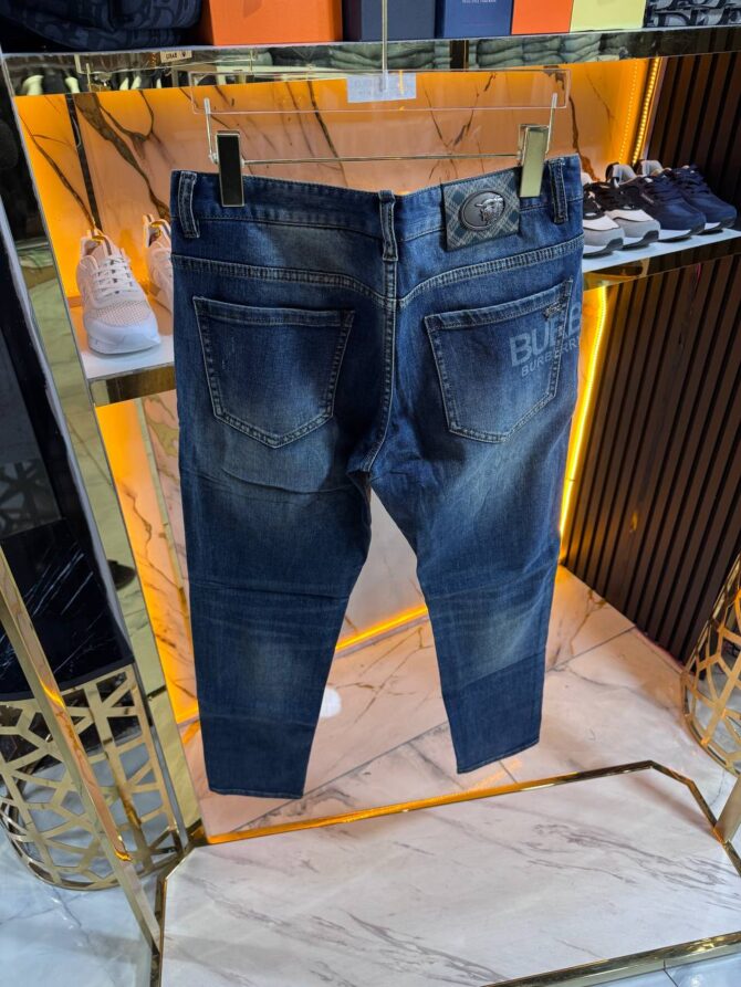 Jeans - Image 3