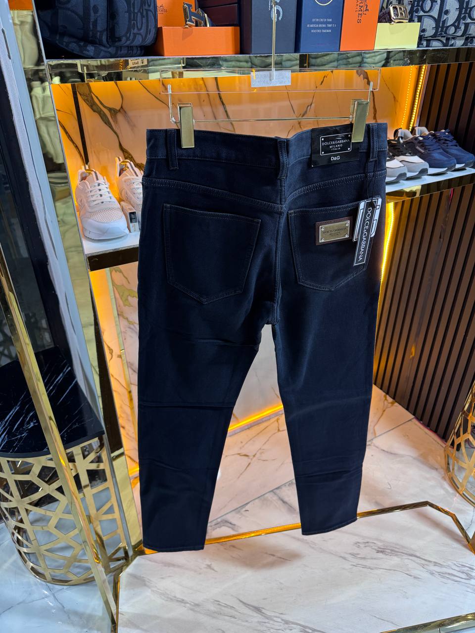 Jeans - Image 2