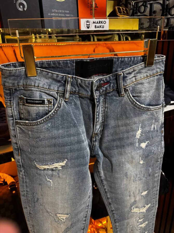 Jeans - Image 2