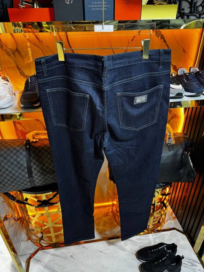 Jeans - Image 3