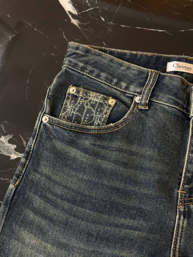 Jeans - Image 3