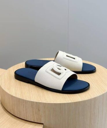 Slipper