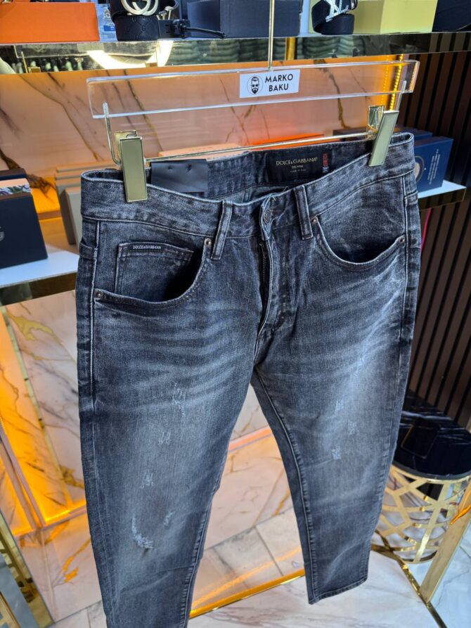 Jeans - Image 4