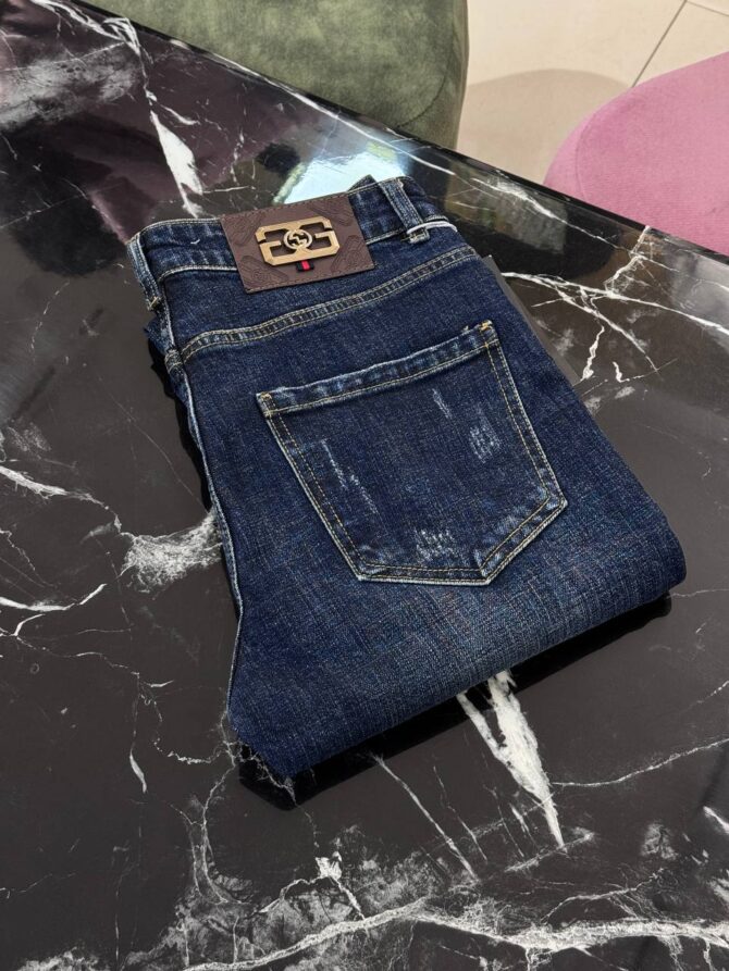 Jeans - Image 4