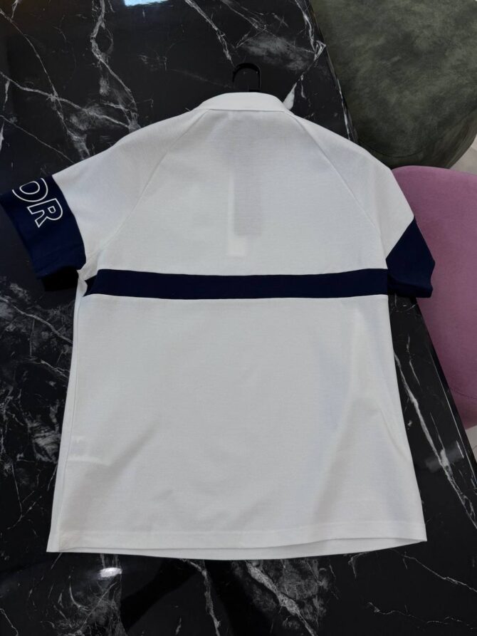T-Shirt - Image 4