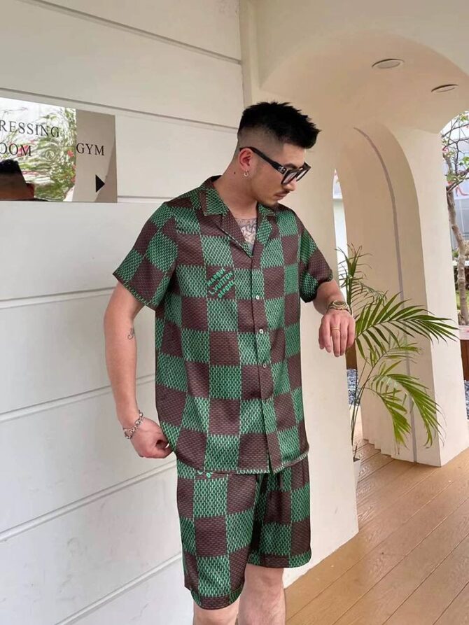 Suit - Image 2