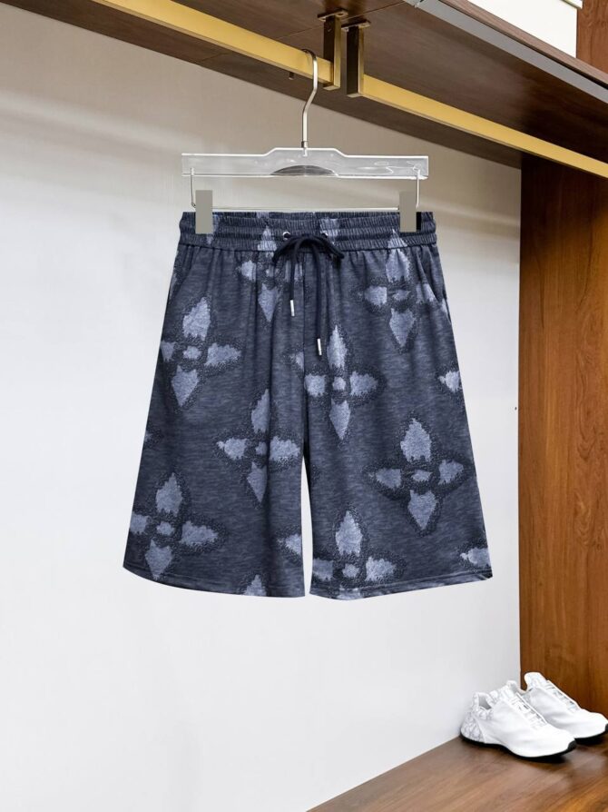 Suit - Image 4