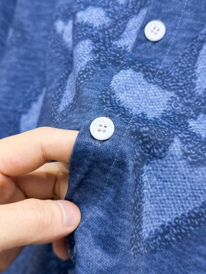 Suit - Image 6