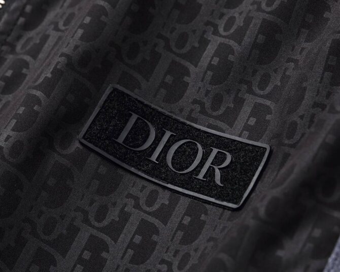 Jacket - Image 5