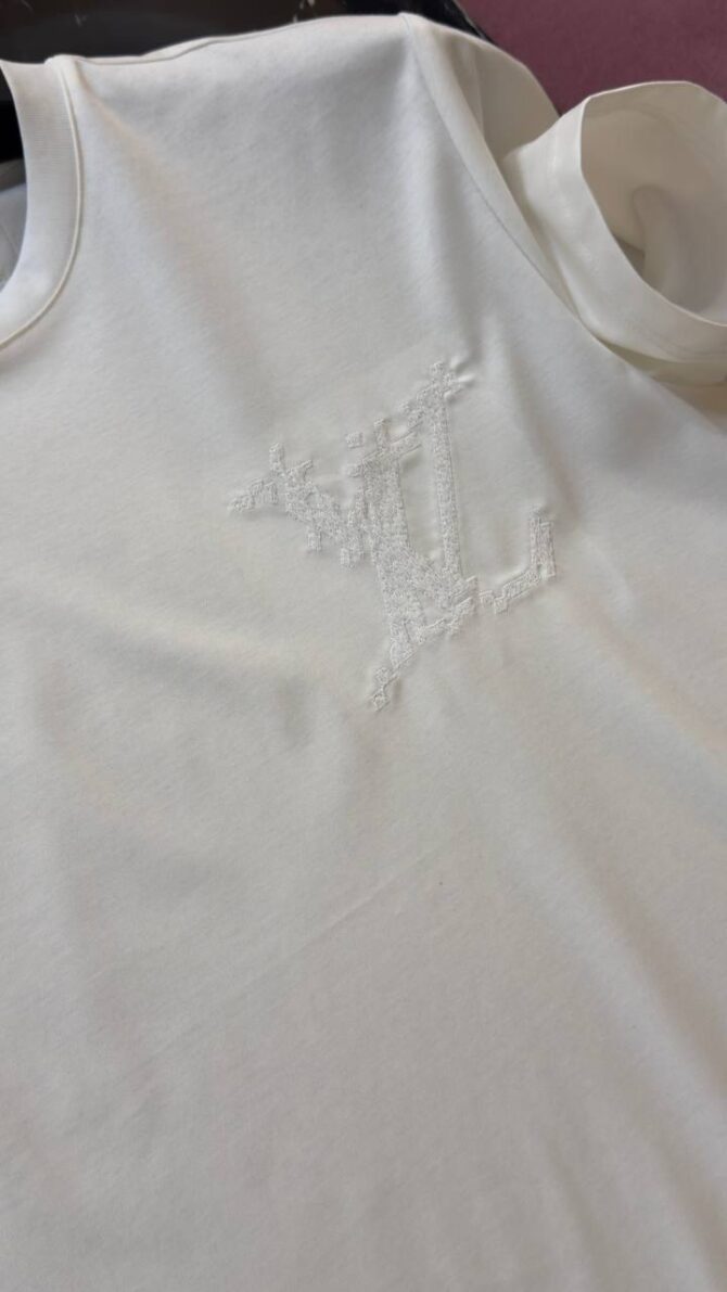 Tshirt - Image 2
