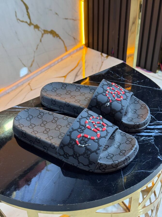 Slipper