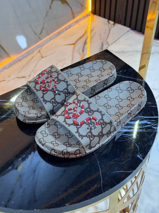 Slipper - Image 2