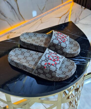 Slipper