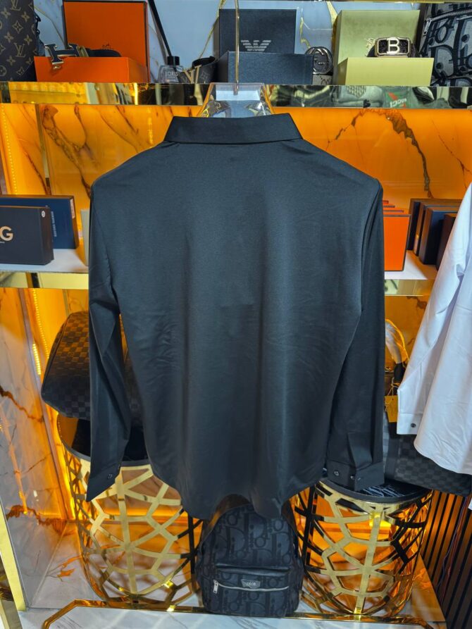 T-Shirt - Image 4